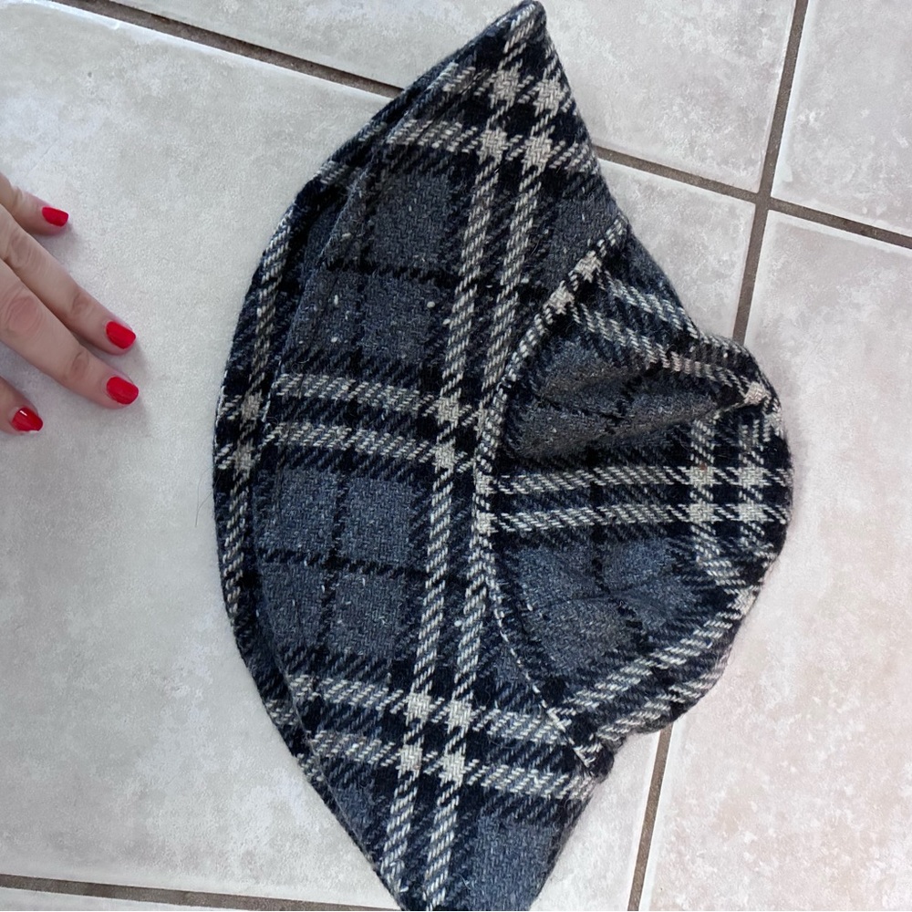 Burberry Check bucket hat - Wool in Black and Gray